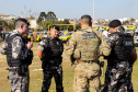 A Polícia Militar realizou duas novas edições da operação Tático Móvel na semana passada em Curitiba. O trabalho preventivo de segurança teve mais de 1,8 mil pessoas e 665 veículos abordados, com 16 prisões e 187 autos de infração lavrados. As ações envolveram 550 policiais entre quinta-feira (15) e sexta-feira (16/08).
