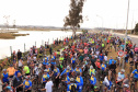 A cidade de Pinhais, na Região Metropolitana de Curitiba (RMC), ganhou no domingo (18) a Ciclorrota Nascentes do Iguaçu. O evento de estreia contou com a participação de milhares de ciclistas que seguiram em uma pedalada de 42 km passando pelos municípios integrantes do circuito – além de Pinhais, Piraquara e Quatro Barras. 
Foto: Divulgação/COMEC