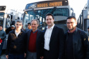 O governador Carlos Massa Ratinho Junior entregou, nesta quarta-feira (21), novos ônibus para atender o sistema de transporte coletivo da Região Metropolitana de Curitiba. Os veículos foram adquiridos por empresas que operam o sistema, em ação coordenada pela Comec.