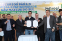 O governador Carlos Massa Ratinho Junior autorizou nesta quinta-feira (22) o início de obras de uma nova unidade do Hospital e Maternidade Dr. Paulo Fortes, em São Mateus do Sul. Presentes na solenidade: prefeito de São Mateus do Sul, Luiz Adyr Gonsalves Pereira; os secretários: da Saúde, Beto Preto; de Infraestrutura e Logística, Sandro Alex; deputados: Alexandre Curi; Hussein Bakri; Emerson Bacil; entre outros.São Mateus do Sul, 22-08-19.Foto: Arnaldo Alves / ANPr.