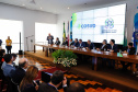 O governador Carlos Massa Ratinho Junior participou neste sábado (24), em Vitória (ES), da quarta reunião do Consórcio de Integração Sul e Sudeste (Cosud), que reúne os sete estados das duas regiões. O encontro resultou na Carta de Vitória, em que os governadores expressam apoio às reformas em curso no plano federal e às medidas econômicas essenciais ao equilíbrio fiscal da União, dos estados e dos municípios.