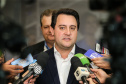 O governador Carlos Massa Ratinho Junior libera nesta segunda-feira (26),  em evento no Palácio Iguaçu, suplementação orçamentária para universidades estaduais.  Curitiba, 26/08/2019 -Foto: Geraldo Bubniak/AEN