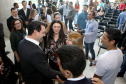 O governador Carlos Massa Ratinho Junior assinou, nesta sexta-feira (30), autorização para avanços de carreira de servidores estaduais. Foram autorizadas promoções e progressões para servidores da Educação e do Ensino Superior. 