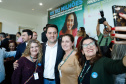 O governador Carlos Massa Ratinho Junior assinou, nesta sexta-feira (30), autorização para avanços de carreira de servidores estaduais. Foram autorizadas promoções e progressões para servidores da Educação e do Ensino Superior. 