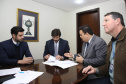 O Governo do Paraná quer melhorar as estruturas do Estado e de municípios para inibir práticas ilegais no serviço público. Nesta desta segunda-feira (02) foi entregue na Assembleia Legislativa o projeto de lei para a criação do Fundo de Combate à Corrupção. A proposta prevê a rastreabilidade dos recursos desde a entrada até sua destinação.Curitiba,02/09/2019 Foto:Jaelson Lucas / AEN