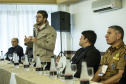 O trabalho constante por mais eficiência e qualidade nos portos paranaenses devem ser complementados por acompanhamento da segurança. “Nossos certificados hoje são internacionais e temos que manter sempre o alto nível na prestação de serviços, mas também na segurança”, afirmou o diretor-presidente da empresa pública Portos do Paraná, Luiz Fernando Garcia,ao abrir, nesta sexta-feira (6), o 1º Simpósio sobre Segurança Portuária, em Paranaguá. Foto: Claudio Neves/Portos do Paraná