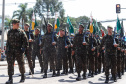 Aproximadamente 20 mil pessoas acompanharam neste sábado (7), em Curitiba, o desfile cívico-militar que comemora os 197 anos da Proclamação da Independência, segundo estimativas da Polícia Militar do Paraná. O governador Carlos Massa Ratinho Junior assistiu a solenidade de 7 de Setembro na Avenida Cândido de Abreu, acompanhado de sua família, do comandante da 5ª Divisão do Exército, general de divisão José Russo Assumpção Delgado, do vice-governador Darci Piana e de diversas autoridades.
