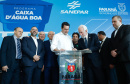 Prefeitos de 64 municípios do Paraná assinaram nesta segunda-feira (9), em evento com o governador Carlos Massa Ratinho Junior, a adesão ao programa Caixa d’Água Boa. A iniciativa viabiliza a instalação de caixas d’águas em casas de famílias carentes. Também foram assinados termos aditivos para outros 70 municípios cujos prefeitos já aderiram ao programa.