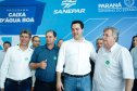 Prefeitos de 64 municípios do Paraná assinaram nesta segunda-feira (9), em evento com o governador Carlos Massa Ratinho Junior, a adesão ao programa Caixa d’Água Boa. A iniciativa viabiliza a instalação de caixas d’águas em casas de famílias carentes. Também foram assinados termos aditivos para outros 70 municípios cujos prefeitos já aderiram ao programa.