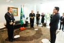 O governador Carlos Massa Ratinho Junior foi condecorado nesta terça-feira (10) com a medalha da Ordem do Mérito Naval no Grau de Grande Oficial. A honraria foi concedida pelo presidente da República, Jair Messias Bolsonaro. A medalha tem a finalidade de agraciar militares da Marinha e personalidades civis e militares, brasileiras ou estrangeiras, que prestaram relevantes serviços à corporação. Foto: Rodrigo Felix Leal/AEN