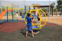 O governador Carlos Massa Ratinho Junior inaugura nesta quinta-feira (12), o Meu Campinho de Santa Cruz de Monte Castelo, no Noroeste do Paraná. Programa da Secretaria de Estado do Desenvolvimento Urbano e Obras Públicas, o Meu Campinho grama sintética, iluminação e segurança para a prática esportiva e de recreação de crianças e adolescentes, em horários em que não estão na escola. Santa Cruz do Monte Castelo, 12/09/2019 - Foto: Geraldo Bubniak/AEN
