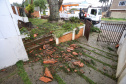 As fortes chuvas que atingiram a metade Leste do Paraná nesta quarta e quinta-feira (18 e 19) afetaram 23.106 pessoas e danificaram 5.505 residências, de acordo o boletim da Coordenadoria Estadual de Proteção e Defesa Civil, atualizado às 14h45 desta sexta-feira (20). As chuvas, granizos e vendavais afetaram 24 municípios da Região Metropolitana de Curitiba, Campos Gerais, Centro e Centro-Sul do Estado. Foto:  José Fernando Ogura/AEN