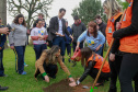 Na manhã desta segunda feira 23.09.2019, a primeira dama Luciana Saito Massa e os secretários, Renato Feder (Educação) e Márcio Nunes (Desenvolvimento Sustentável e Turismo), participaram do plantio de árvore na Escola Estadual Lucy Requião de Mello e Silva.Foto: Valdelino Pontes.