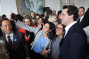 O governador Carlos Massa Ratinho Junior apresentou nesta terça-feira (24), no Palácio Iguaçu, em Curitiba, o Programa Banco da Mulher Paranaense. Participaram: vice-governador, Darci Piana; secretários:da Fazenda, Renê Garcia Junior; Chefe da Casa Civil, Guto Silva; presidente da Fomento Paraná, Heraldo Alves das Neves; deputados; entre outros.Curitiba, 24-09-19.Foto: Arnaldo Alves / AEN.