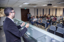 A empresa pública Portos do Paraná finalizou, esta semana, a integração de 28 novos empregados públicos habilitados nos concursos de 2016 e 2017. Todos eles receberam orientações sobre a história dos portos de Paranaguá e Antonina, perímetro do porto organizado, movimentações de cargas, operações, rotinas, situação jurídica da empresa, segurança no trabalho e preservação do meio ambiente, atribuições das diversas áreas. 