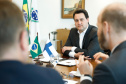 O Governo do Paraná estabeleceu os primeiros contatos para firmar parceria com a Finlândia na área de educação. O governador Carlos Massa Ratinho Junior autorizou que uma delegação com 40 professores da Rede Estadual de Ensino passe três semanas, em abril de 2020, em Helsinque, capital finlandesa, para conhecer detalhes do setor educacional do país europeu, uma das maiores referências mundiais na área.