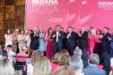 O Paraná deu início à mobilização do Outubro Rosa. Neste ano, as ações de prevenção e promoção do cuidado integral da saúde das mulheres serão levadas a 43 municípios. Elas fazem parte da campanha Paraná Rosa, lançada nesta terça-feira (1º), no Palácio Iguaçu, pelo governador Carlos Massa Ratinho Junior e pela primeira-dama Luciana Saito Massa.