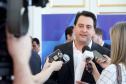 O governador Carlos Massa Ratinho Júnior nomeou nesta quarta-feira (02) os primeiros servidores efetivos da Agência Reguladora de Serviços Públicos Delegados de Infraestrutura do Paraná (Agepar). Presentes: secretários: Chefe da Casa Civil, Guto Silva; de Desenvolvimento Ambiental e de Turismo do Paraná, Márcio Nunes; presidente da Agepar, Omar Akel; de Infraestrutura e Logística, Sandro Alex; entre outros.Curitiba, 02-09-19.Foto: Arnaldo Alves / AEN.