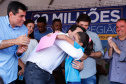 Londrina e outros sete municípios do Norte do Paraná terão R$ 29,8 milhões para fazer investimentos em escolas, ruas, centro cultural e compra de equipamentos. O governador Carlos Massa Ratinho Junior esteve nesta quinta-feira (03) em Londrina, onde recebeu os prefeitos e autorizou as licitações e homologações dos projetos.