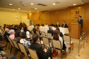 Tomaram posse nesta quinta-feira (03) dez novos procuradores estaduais aprovados no concurso promovido pela Procuradoria-Geral do Estado (PGE). Eles foram aprovados no XV Concurso Público para ingresso na carreira de Procurador do Estado do Paraná, promovido em 2015. Com a cerimônia de posse promovida pela PGE, o grupo inicia suas atividades na administração pública. Foto: José Fernando Ogura/AEN