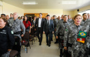O governador Carlos Massa Ratinho Junior e o ministro da Justiça e Segurança Pública, Sergio Moro, visitam a Base da Força Nacional de Segurança Pública, em São José dos Pinhais.
