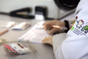 O Paraná ampliou em 17% o número de Teste da Mãezinha em 2019, em comparação aos dois últimos anos. De janeiro até 30 de setembro, 51.191 mulheres fizeram o procedimento para identificação de situações que podem levar risco à gestação e ao parto prematuro, a exemplo da doença falciforme e a talassemia. A coleta de sangue para o exame é recomendada a partir do primeiro trimestre da gravidez. Foto: Divulgação/SESA