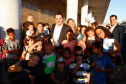 O governador Carlos Massa Ratinho Junior lança nesta quarta-feira (09) o projeto Cinema na Praça, que beneficiará cidades com até dez mil habitantes que não têm cinemas de rua ou em centros comerciais, no Palácio Iguaçu, em Curitiba. 09/10/2019