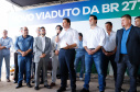 O governador Carlos Massa Ratinho Junior inaugurou nesta quinta-feira (10) o viaduto Nelson Buffara, na entrada de Paranaguá, onde a BR-277 se divide entre as avenidas Ayrton Senna e Bento Rocha. A obra é fundamental para melhorar o trânsito pesado da região e agilizar a movimentação de cargas em direção ao Porto de Paranaguá.