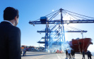 O Paraná passou a ter o maior terminal portuário em movimentação de contêineres do País. Nesta quinta-feira (10) o governador Carlos Massa Ratinho Junior inaugurou as obras de ampliação do Terminal de Contêineres de Paranaguá (TCP), que aumentarão o potencial de operação em 66%, passando das atuais 1,5 milhão TEUs/ano para 2,5 milhões.