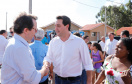 Mais 133 famílias de Nova Esperança, no Noroeste do Paraná, receberam novas casas. As chaves foram entregues pelo governador Carlos Massa Ratinho Junior nesta sexta-feira (11), em evento realizado no próprio residencial Pioneiro Orestes Men. O empreendimento recebeu R$ 10,4 milhões de investimentos do Governo do Estado, Governo Federal e do município.