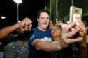 A cidade de Marumbi, no Vale do Ivaí, ganhou uma nova área para esporte e lazer. Neste sábado (12), Dia das Crianças, o governador Carlos Massa Ratinho Junior inaugurou uma unidade do programa Meu Campinho no município. O Governo do Estado investiu R$ 390 mil no espaço, que fica próximo ao conjunto habitacional Ademar Rejani. Além do Meu Campinho, Marumbi também foi a primeira cidade a receber o projeto Cinema na Praça, lançado nesta semana pelo governador.