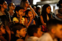 Noite de céu aberto, temperatura próxima a 30ºC e um filme na telona para todos assistirem de graça. O município de Marumbi, no Vale do Ivaí, foi o primeiro a receber o programa Cinema na Praça, uma iniciativa do Governo do Paraná e da Renault do Brasil, que propõe levar diversão e cultura para cidades pequenas que não possuem cinemas de rua ou em centros comerciais.