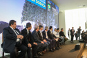 O governador Carlos Massa Ratinho Junior e a ministra da Agricultura, Pecuária e Abastecimento, Tereza Cristina, anunciam nesta terça-feira (15), no Palácio Iguaçu, em Curitiba, a suspensão das campanhas de vacinação contra febre aftosa em rebanhos bovinos e de bufalinos no Paraná. Curitiba, 14/10/2019 - Foto: Geraldo Bubniak/AEN