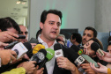 O governador Carlos Massa Ratinho Junior e a ministra da Agricultura, Pecuária e Abastecimento, Tereza Cristina, anunciam nesta terça-feira (15), no Palácio Iguaçu, em Curitiba, a suspensão das campanhas de vacinação contra febre aftosa em rebanhos bovinos e de bufalinos no Paraná. Curitiba, 14/10/2019 - Foto: Geraldo Bubniak/AEN