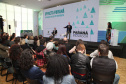O Governo do Estado abriu espaço para novos empreendedores mostrarem seus negócios na Semana Paraná Inovador. Nesta quarta-feira (16), a rodada de apresentações Impacta Paraná - Inovação Social em Movimento levou para o Palácio Iguaçu pessoas que encontraram soluções que ajudam as pessoas nas áreas de saúde, meio ambiente e acessibilidade.Foto: Ari Dias/AEN