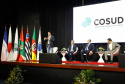 O governador Carlos Massa Ratinho Junior participou neste sábado (19), em Florianópolis (SC), da quinta reunião do Consórcio de Integração Sul e Sudeste (Cosud), que reúne os sete estados das duas regiões. Ratinho Junior destacou a importância de o consórcio discutir temas que colaborem com o País como um todo.