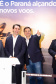 Dois potentes jatos de água batizaram simbolicamente as primeiras aeronaves que partiram com voos de Curitiba para o Interior do Estado inaugurando oficialmente, nesta terça-feira (22), o programa Voe Paraná. O governador Carlos Massa Ratinho Junior acompanhou a estreia no Aeroporto Afonso Pena, em São José dos Pinhais, recepcionando os primeiros passageiros com destino ao Interior do Estado.