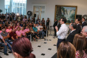 O governador Carlos Massa Ratinho Junior confirma nesta terça-feira (22) recursos para investimentos em infraestrutura escolar. Serão emitidas ordens de serviço para início de obras de reparos e melhorias e autorizadas novas licitações, envolvendo mais de 100 escolas, em todas as regiões do Estado   Curitiba, 22/10/2019 - Foto: Geraldo Bubniak/AEN