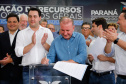 Ponta Grossa e outros 12 municípios dos Campos Gerais vão investir R$ 19,9 milhões em pavimentação de ruas, compra de equipamentos de videomonitoramento, máquinas, ambulância e ônibus escolares, além de ações na área da saúde. Os recursos são do Governo do Estado. As licitações e homologações das obras e aquisições foram autorizadas pelo governador Carlos Massa Ratinho Junior nesta quinta-feira (24) em Ponta Grossa.