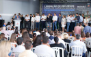 Ponta Grossa e outros 12 municípios dos Campos Gerais vão investir R$ 19,9 milhões em pavimentação de ruas, compra de equipamentos de videomonitoramento, máquinas, ambulância e ônibus escolares, além de ações na área da saúde. Os recursos são do Governo do Estado. As licitações e homologações das obras e aquisições foram autorizadas pelo governador Carlos Massa Ratinho Junior nesta quinta-feira (24) em Ponta Grossa.