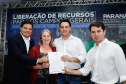 Ponta Grossa e outros 12 municípios dos Campos Gerais vão investir R$ 19,9 milhões em pavimentação de ruas, compra de equipamentos de videomonitoramento, máquinas, ambulância e ônibus escolares, além de ações na área da saúde
