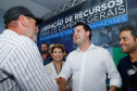 Ponta Grossa e outros 12 municípios dos Campos Gerais vão investir R$ 19,9 milhões em pavimentação de ruas, compra de equipamentos de videomonitoramento, máquinas, ambulância e ônibus escolares, além de ações na área da saúde. Os recursos são do Governo do Estado. As licitações e homologações das obras e aquisições foram autorizadas pelo governador Carlos Massa Ratinho Junior nesta quinta-feira (24) em Ponta Grossa.