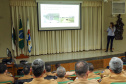O Batalhão de Polícia Rodoviária (BPRv) promoveu nessa quinta-feira (24), em Curitiba, o IV Seminário do BPRv. Os 56 comandantes dos postos rodoviários de todo o Estado participaram das atividades no auditório do Departamento de Estradas e Rodagens (DER). As palestras tiveram temas diferenciados para abordar as ações desenvolvidas pelos policiais nas rodovias.