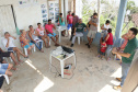 Biólogos, sociólogos, oceanógrafos e gestores ambientais, a serviço da empresa pública Portos do Paraná, estão em campo para mais um “Diagnóstico Socioambiental Participativo” (DSAP). A equipe da Diretoria de Meio Ambiente pesquisa 15 comunidades pesqueiras, nas ilhas e no continente, para o levantamento. O trabalho é desenvolvido em Paranaguá, Pontal do Paraná e Antonina. Esta é a terceira edição.