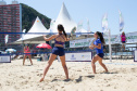 Os Jogos de Aventura e Natureza são palco do Caiobá Open de Beach Tennis, que faz parte do Circuito Mundial da Federação Internacional de Tênis (ITF, sigla em inglês). O evento começou nesta quinta-feira (24) e segue até domingo (27) na Praia Mansa, em Matinhos. Foto: Divulgação/ Esporte Paraná
