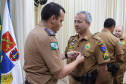 A entrega de medalhas de Mérito Rodoviário e homenagens aos policiais militares marcaram o evento de comemoração pelos 55 anos de criação do Batalhão de Polícia Rodoviária (BPRv) nesta sexta-feira (25), no auditório do Departamento de Estradas e Rodagem, em Curitiba.