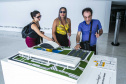 Um grupo de 45 integrantes do Movimento Brasileiro de Mulheres Cegas e com Baixa Visão visitou no sábado (26) o Museu Oscar Niemeyer (MON) com representantes de vários Estados brasileiros. Foto:Marcos Cantuario
