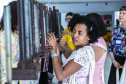 Um grupo de 45 integrantes do Movimento Brasileiro de Mulheres Cegas e com Baixa Visão visitou no sábado (26) o Museu Oscar Niemeyer (MON) com representantes de vários Estados brasileiros. Foto:Marcos Cantuario