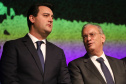 O governador Carlos Massa Ratinho Junior participou nesta segunda-feira (28), em Curitiba, da solenidade de posse da nova diretoria da Fiep, que será liderada pelo empresário Carlos Valter Martins Pedro nos próximos quatro anos. Ele substitui Edson Campagnolo no comando da federação. Foto: José Fernando Ogura/AEN
