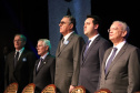 O governador Carlos Massa Ratinho Junior participou nesta segunda-feira (28), em Curitiba, da solenidade de posse da nova diretoria da Fiep, que será liderada pelo empresário Carlos Valter Martins Pedro nos próximos quatro anos. Ele substitui Edson Campagnolo no comando da federação. Foto: José Fernando Ogura/AEN